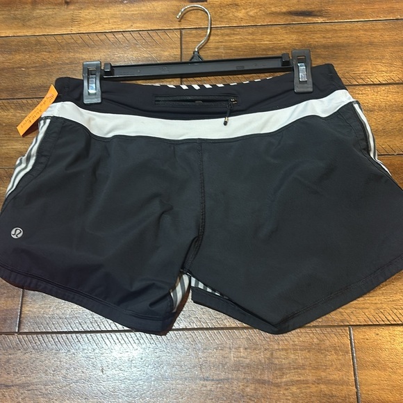 Lululemon Athletica Black and White Striped Athletic Shorts - Picture 2 of 2